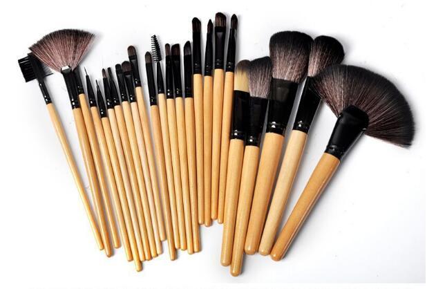 Gift Bag Of 24 Pcs Makeup Brush Sets Professional Cosmetics Brushes Eyebrow Powder Foundation Shadows Pinceaux Make Up Tools