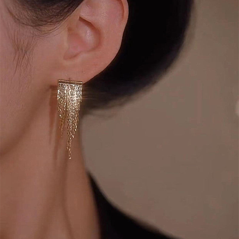 Feminine Fashion Festive Ear Ring