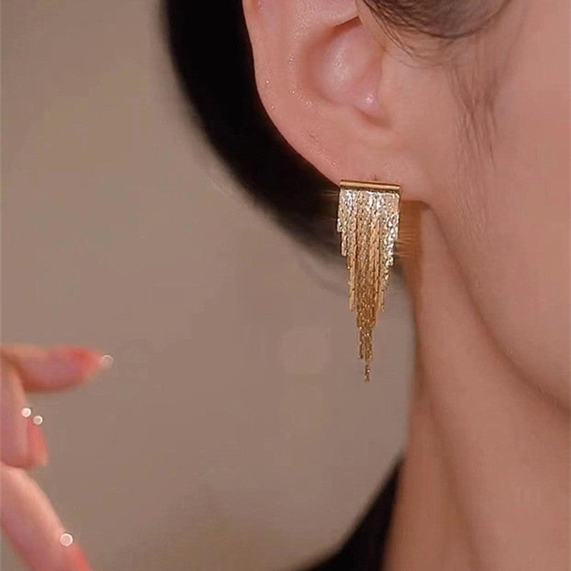 Feminine Fashion Festive Ear Ring